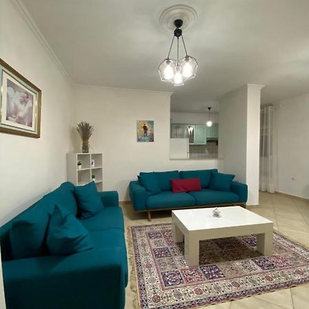 Chlo Apartment 3 Тирана Екстериор снимка