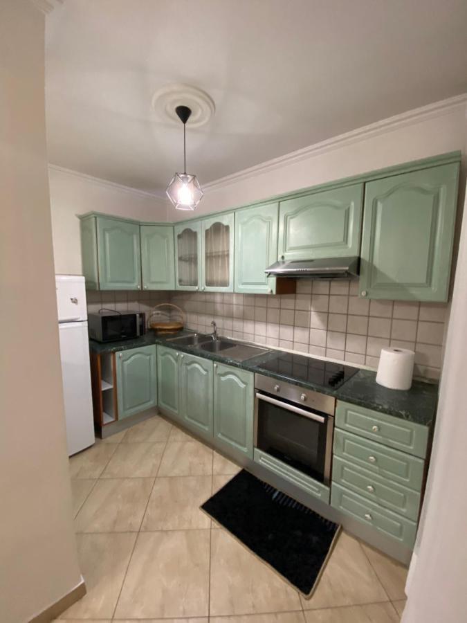 Chlo Apartment 3 Тирана Екстериор снимка