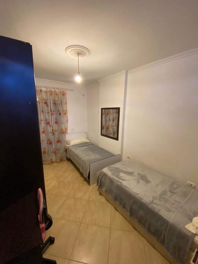 Chlo Apartment 3 Тирана Екстериор снимка